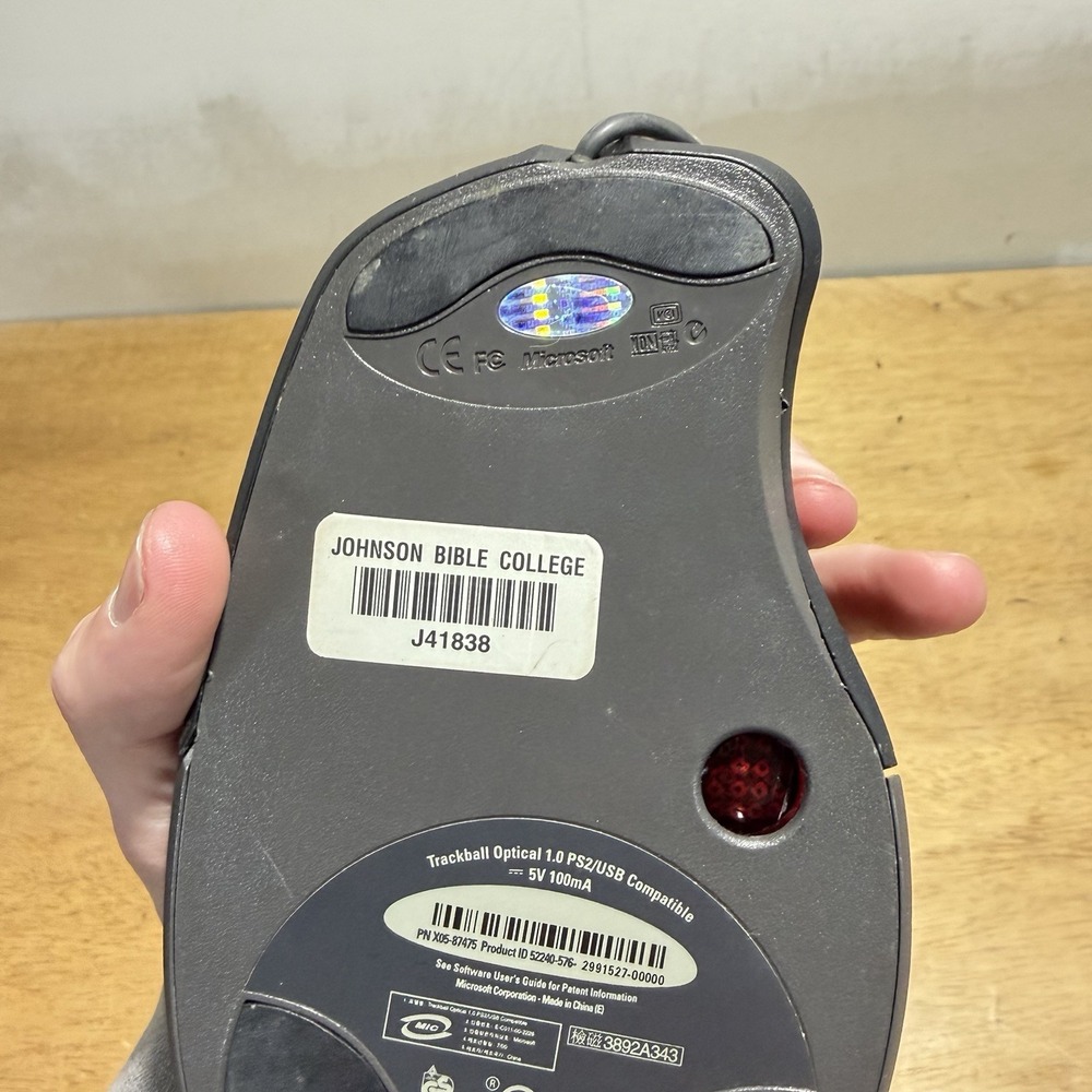 Microsoft Trackball Optical 1.0 (D67-00001), Tested Computer Mouse 2000s - Picture 7 of 10